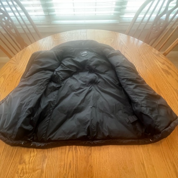 The North Face 550 Black Satin Quilted Puffer Vest Packable Size M - Picture 4 of 11